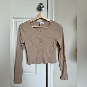 H&M Divided cropped long sleeve